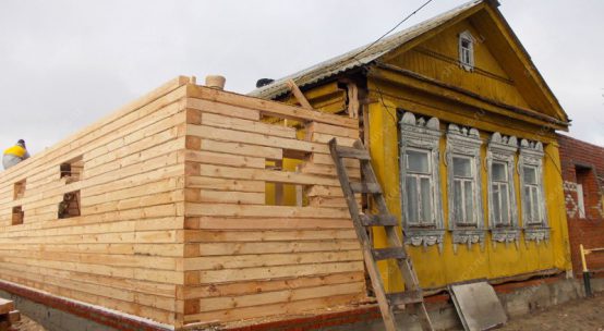 Реконструкция деревянного дома в Юрятино