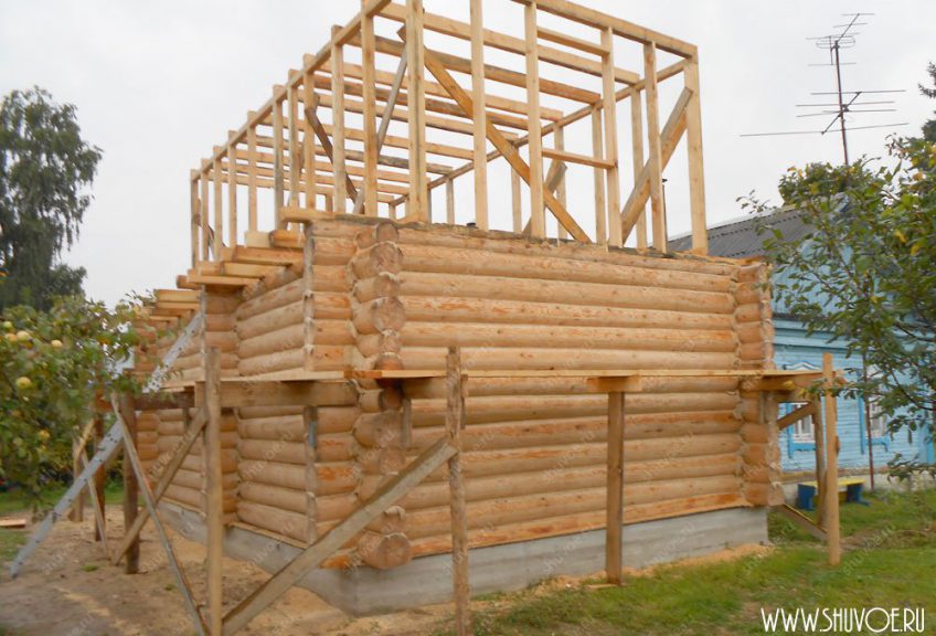 Примеры строительства домов и бань из бревна и бруса нашими плотниками.