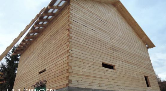 Брусовой дом 9х9 в деревне Железницкие выселки