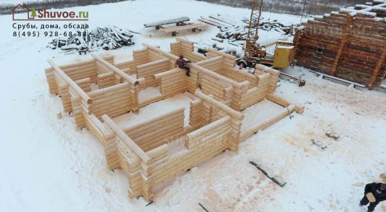 Дом с баней 12х12 под одной крышей — сруб установлен!